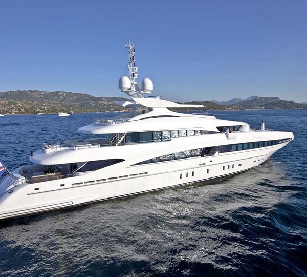 INCEPTION Yacht Charter Details, Heesen | CHARTERWORLD Luxury Superyachts